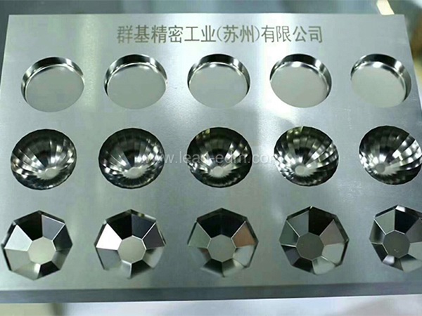 JF500L由群基精密工業(yè)（蘇州）有限公司生產(chǎn)，2020年計(jì)劃銷(xiāo)售600臺(tái)